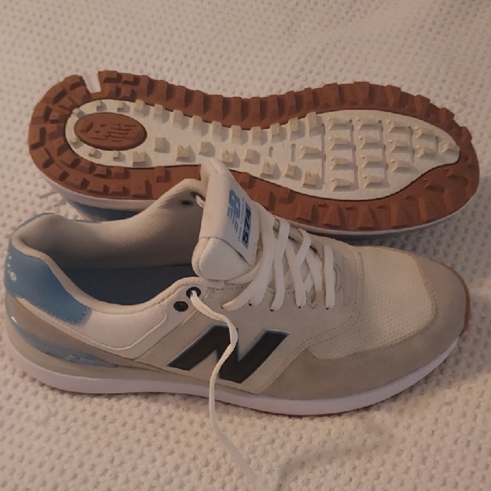 New Balance White and Blue Athletic Shoes